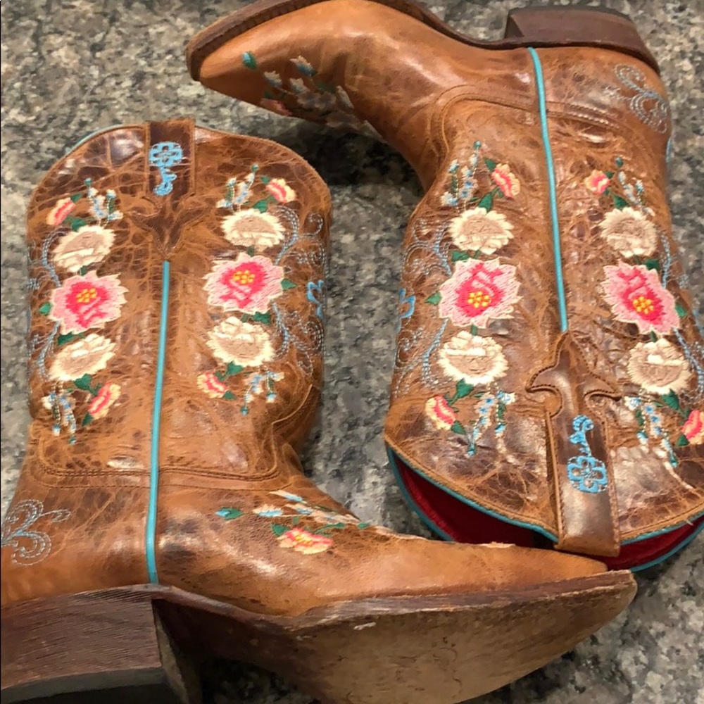 Macie bean pointed toe boot